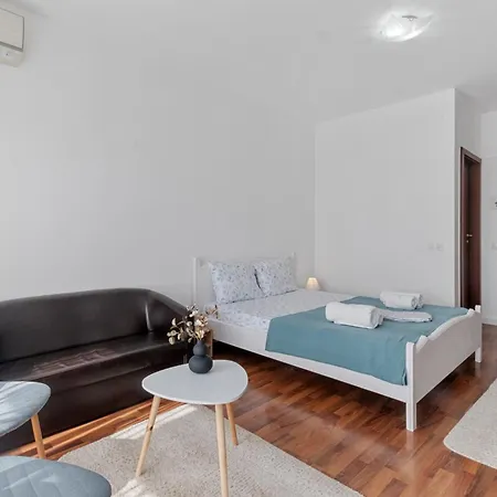 Garsoniera Dreamhouse Titan - Rasarit De Soare